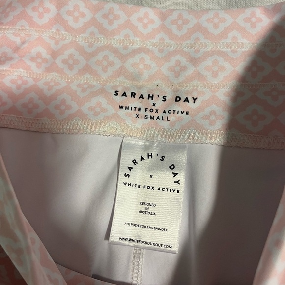 Sarah’s Day x White Fox Active Vinyasa Leggings - Picture 2 of 3